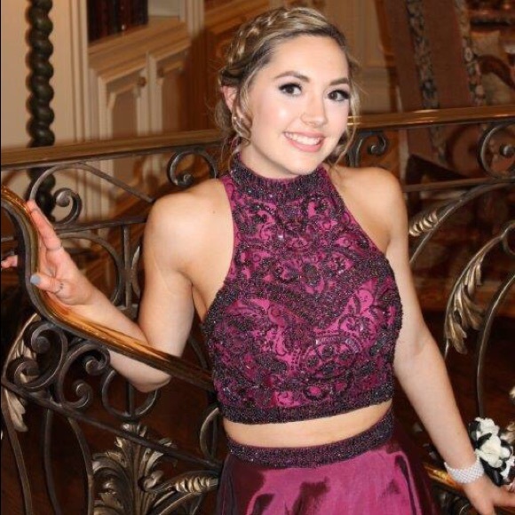 Sherri Hill Plum dress - Picture 2 of 5